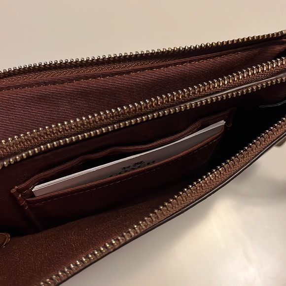 Coach Double Corner Zip Wristlet In Signature Canvas - Picture 3 of 6